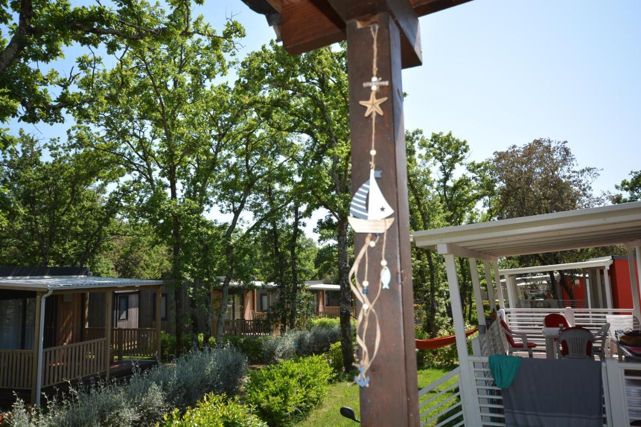 West Coast Mobilhome With Xxl Terrace In Naturist Resort Solaris Fkk Tar-Vabriga 외부 사진